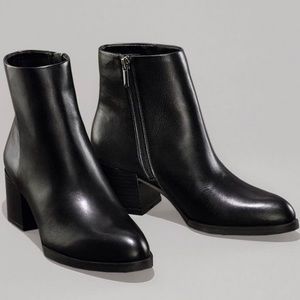 Sam Edelman Black Leather Joey Bootie